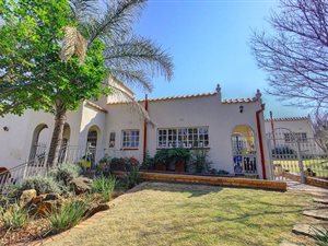 5 Bed House in Cresta