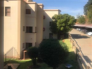 2 Bed Apartment in Constantia Kloof