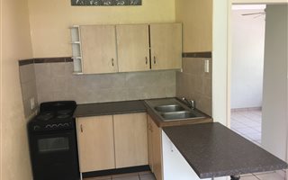 1 Bedroom Flat in Sunset Park