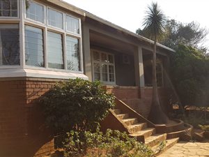 3 Bed House in Prestbury