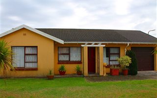 3 Bedroom House in Kabega