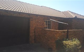 2 Bedroom Simplex in Amandasig