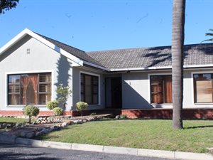 5 Bed House in Elim