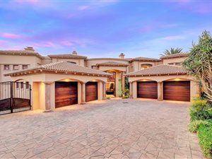 5 Bed House in Dainfern Valley