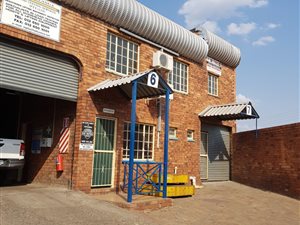 200 m² Industrial space in Die Heuwel