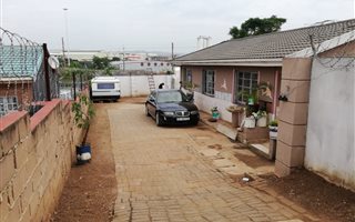 3 Bedroom House in Stonebridge