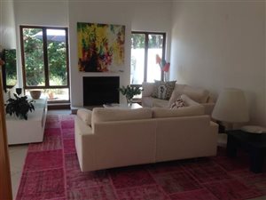 3 Bedroom House in Dainfern Ridge