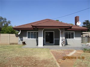 3 Bed House in Three Rivers