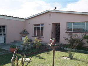 3 Bed House in Nooitgedacht