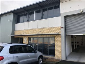 549 m² Industrial space in Airport Industria