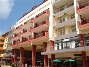 100 m² Commercial space in New Town Centre