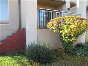 3 Bed Apartment in Vanderbijlpark SW5