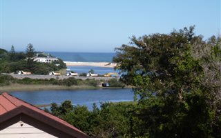 714 m² Land available in Kleinemonde