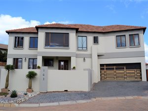 4 Bed House in Olympus Country Estate