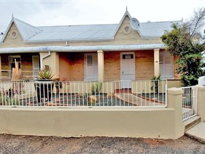 3 Bed House in Oudtshoorn