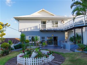 3 Bed Townhouse in Shelly Beach