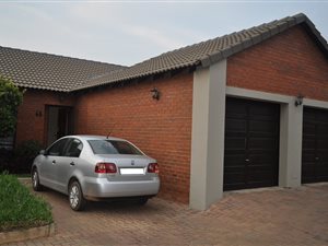 2 Bed Simplex in Mooikloof Ridge
