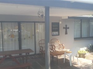 2 Bed House in Hibberdene