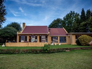 4 Bed House in Underberg