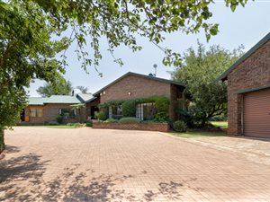 24 ha Farm in Rietfontein