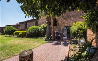 2 Bedroom Duplex in The Hill