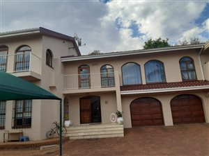 6 Bed House in Bergtuin