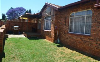 3 Bedroom Simplex in Krugersdorp North