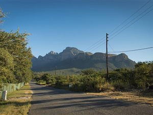 1487 m² Land available in Kampersrus AH