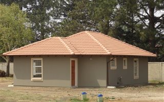 3 Bedroom House in Daveyton