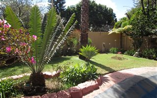 4 Bedroom House in Safarituine