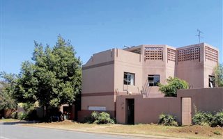 2 Bedroom Townhouse in Magaliessig