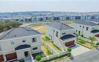 3 Bedroom Duplex in Summerset