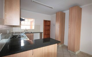 2 Bedroom Apartment in Silver Lakes