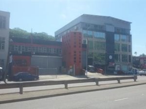 1676 m² Commercial space in Durban North