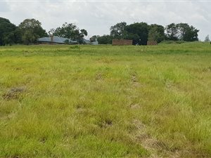 8818 m² Land available in Mooikloof Heights
