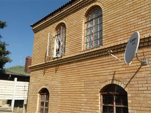 12 Bed House in Kempton Park Central