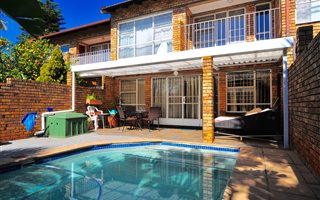 3 Bedroom Townhouse in Fairland
