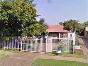 3 Bed House in Waverley