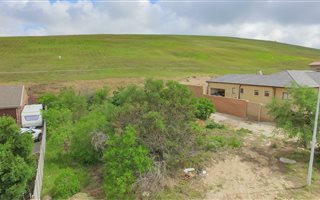 810 m² Land available in Kamma Heights