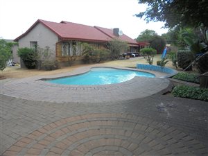 4 Bed House in Hazeldene