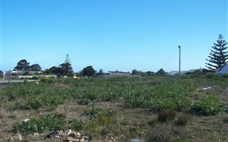 703 m² Land available in Sandbaai