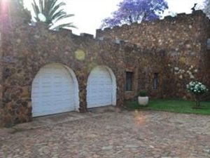 4.2 ha Farm in Tierpoort