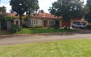 3 Bedroom House in Clubview
