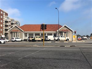 525 m² Office Space in Mill Park