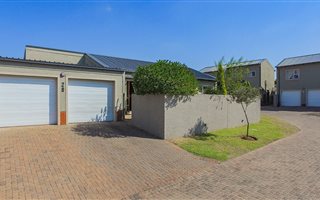 3 Bedroom House in Noordwyk