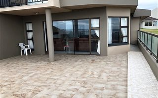 4 Bedroom Townhouse in Gonubie