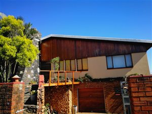 4 Bedroom House in Reservoir Hills