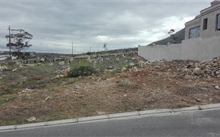 542 m² Land available in Onrus