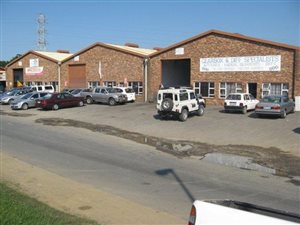 375 m² Commercial space in Marburg