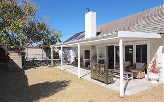 3 Bedroom House in Meadowridge